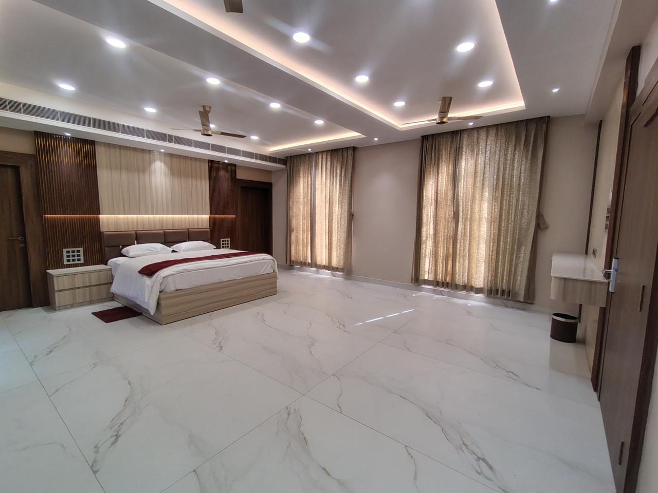 Premium Suite